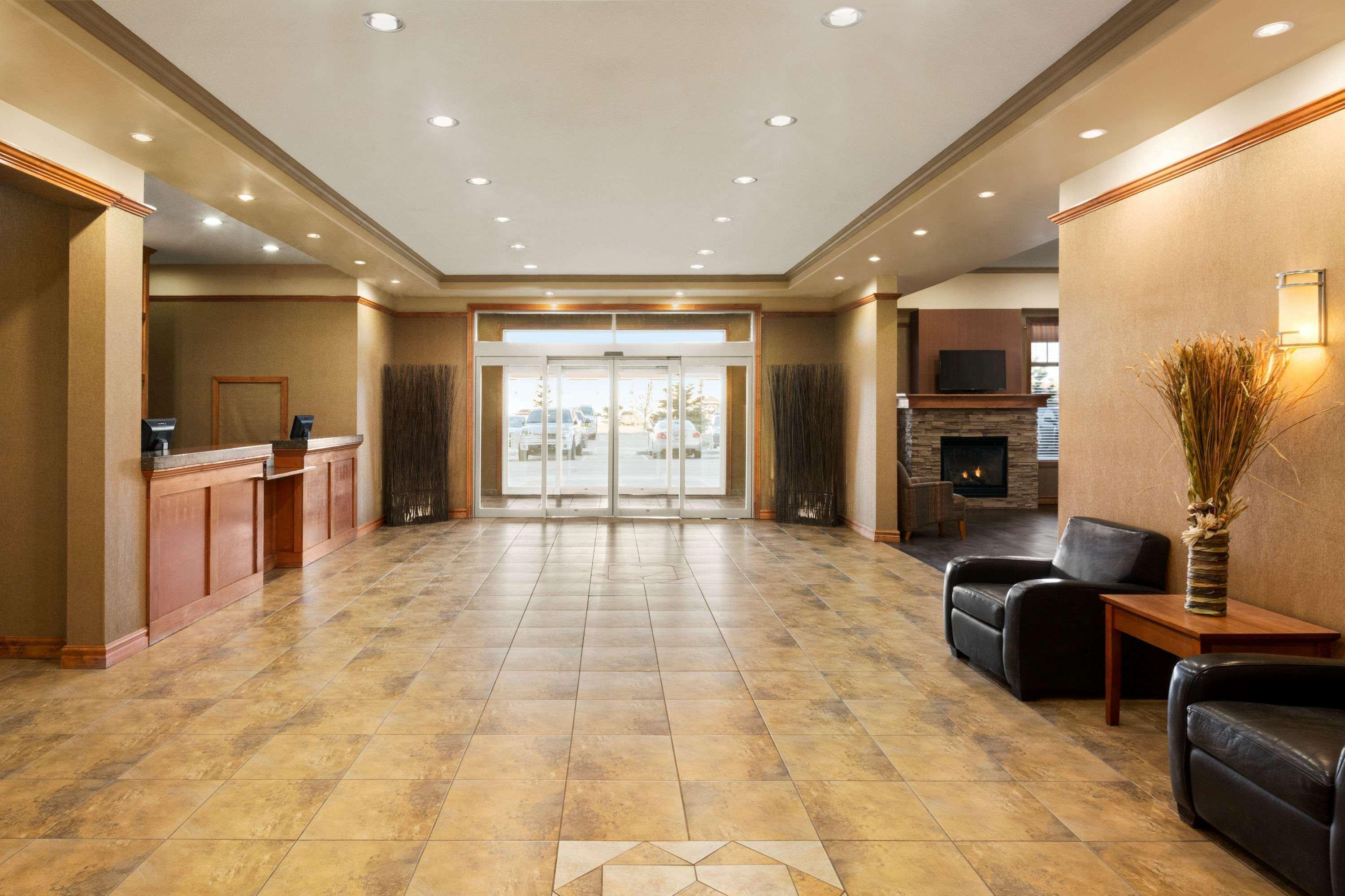 Days Inn & Suites By Wyndham Edmonton Airport Leduc Zewnętrze zdjęcie