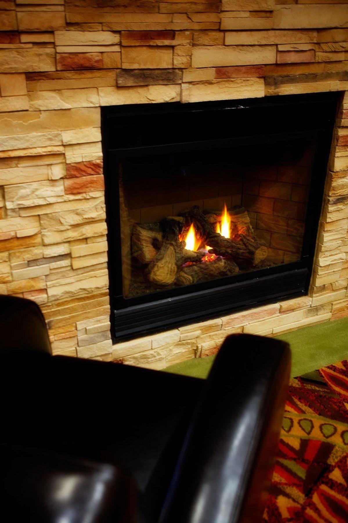 Days Inn & Suites By Wyndham Edmonton Airport Leduc Zewnętrze zdjęcie